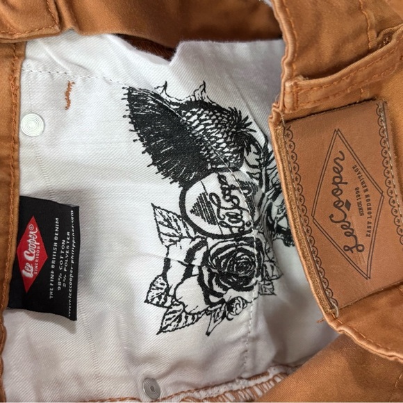 Lee Cooper| Viral UK Camel Mid Rise Women’s Skinny Jeans Sz 26 - Picture 4 of 7